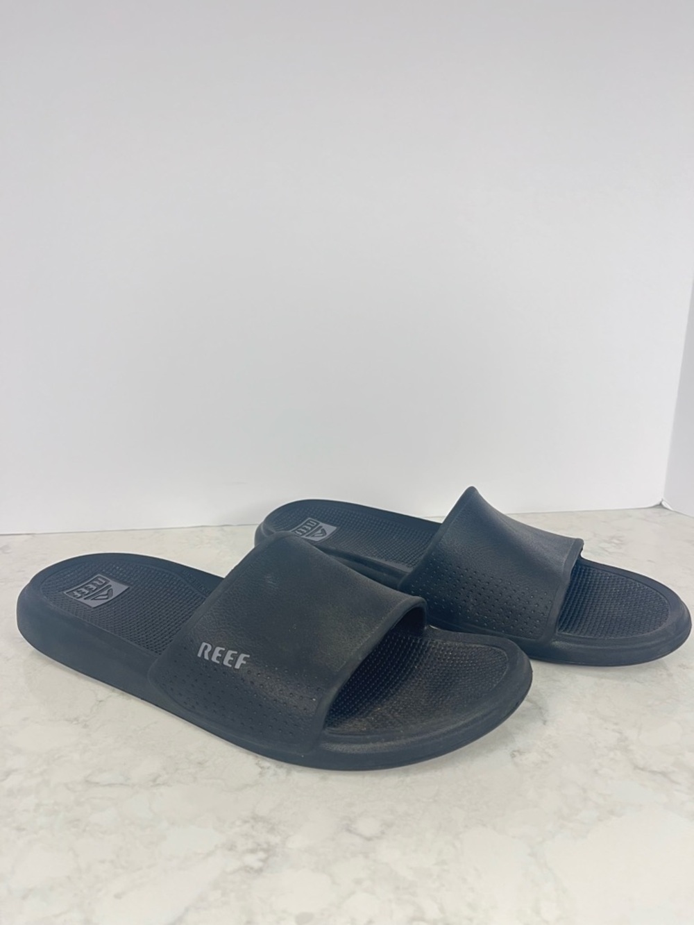 Reef Black Mens Slide Sandals - Classic Slip-On Pool Slides